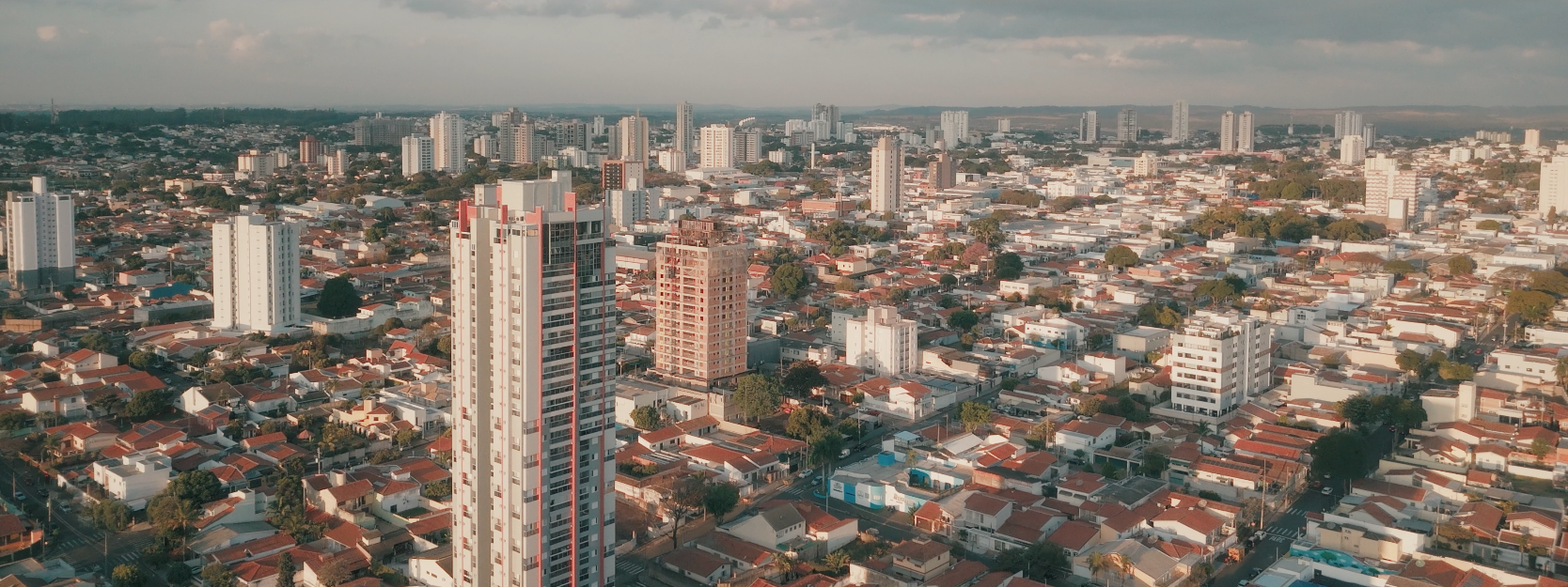 \\nas01\Marketing\15 - Blog\2026\03 - Março\[SkyVision Santos Dumont] Por que o centro de Indaiatuba é ideal para viver uma vida de qualidade